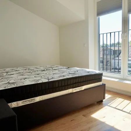 Happy Apartment